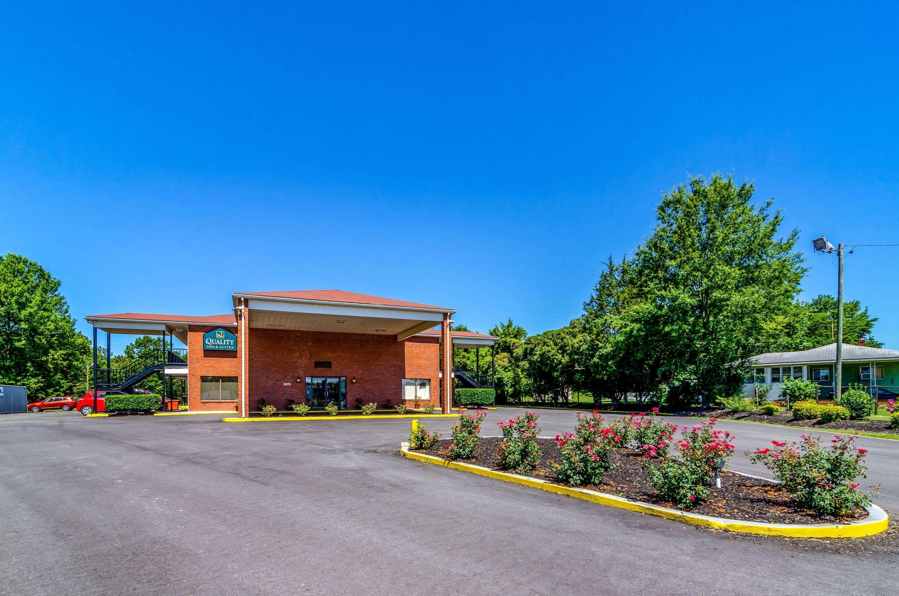 Quality Inn & Suites Creedmor - Butner Creedmoor Exterior foto